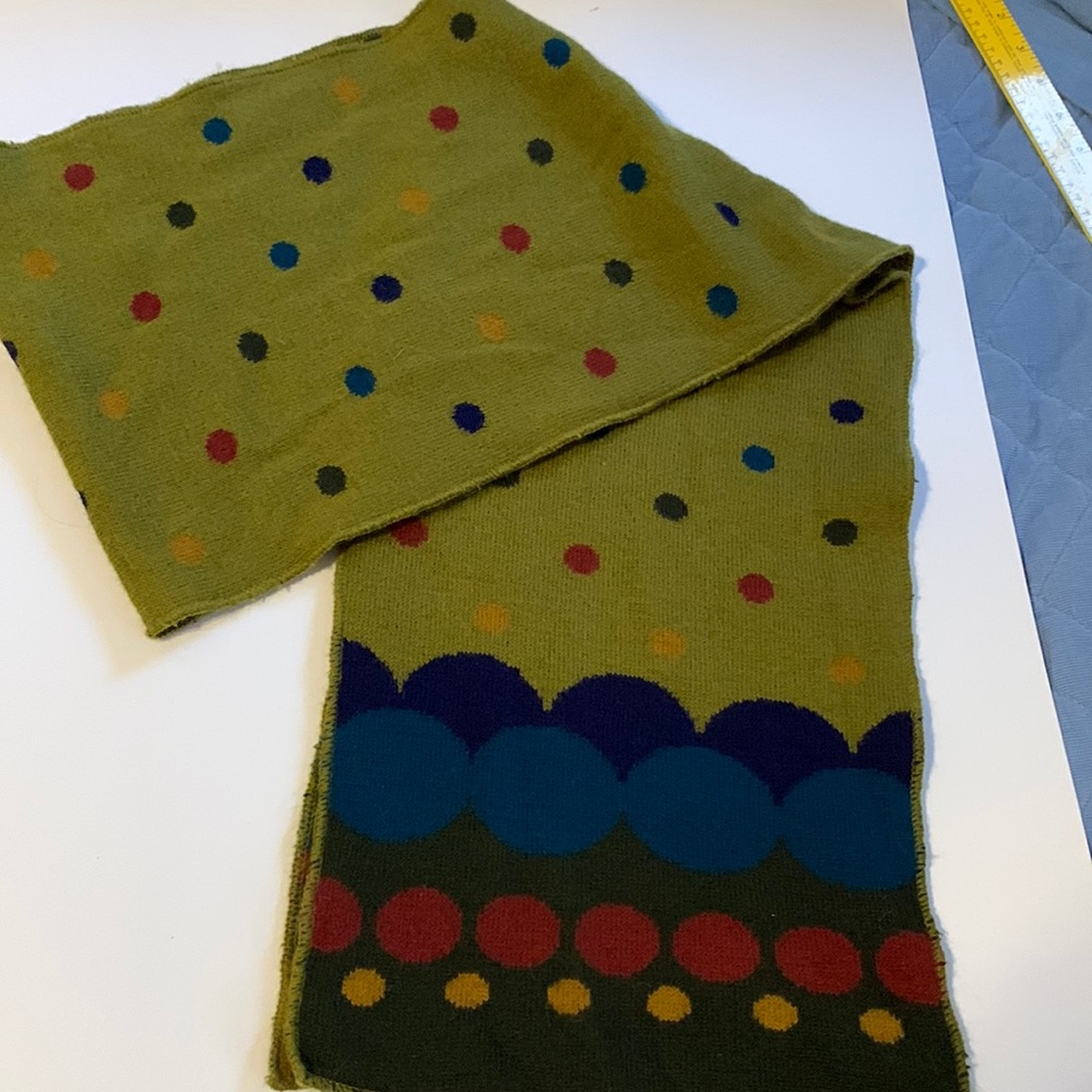 Colorful scarf - Picture 2 of 3